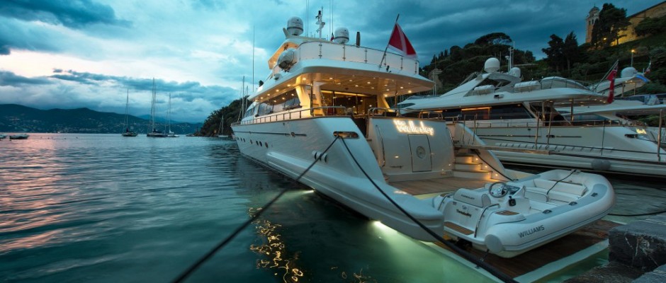 Wellesley yacht for charter